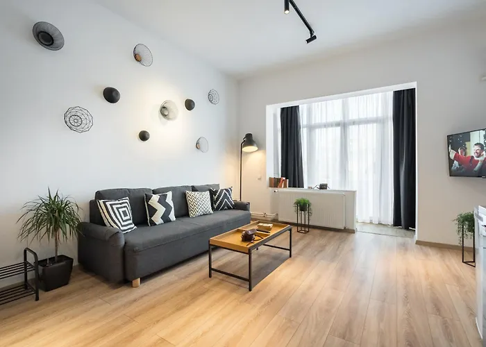 Old Town - Center - Esiko By Mrg Lägenhet