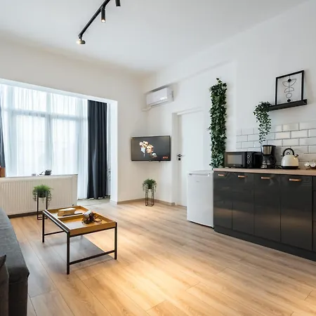 Old Town - Center - Esiko By Mrg *